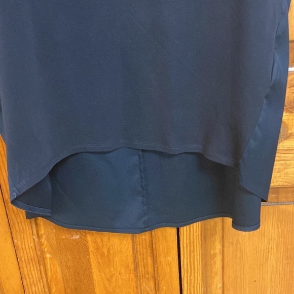 Chicos Navy High Low Shortsleeved Tricot Mixed Fabric Scoop Neck Popover Top S 2 - Picture 6 of 8